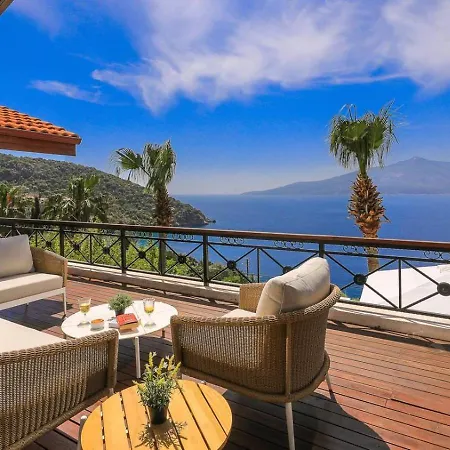 Luxury Seafront Within Walking Distance To The * Kalkan